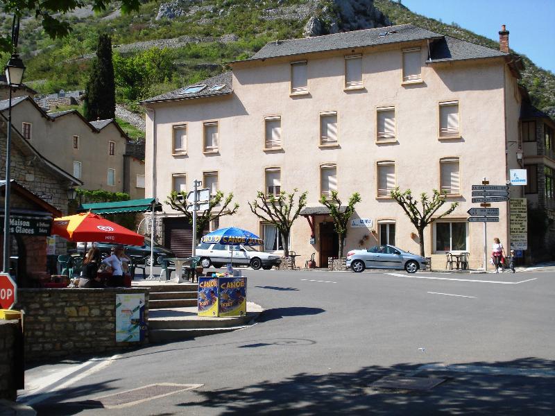 Azureva La Malene Hotel Lozere Exterior photo